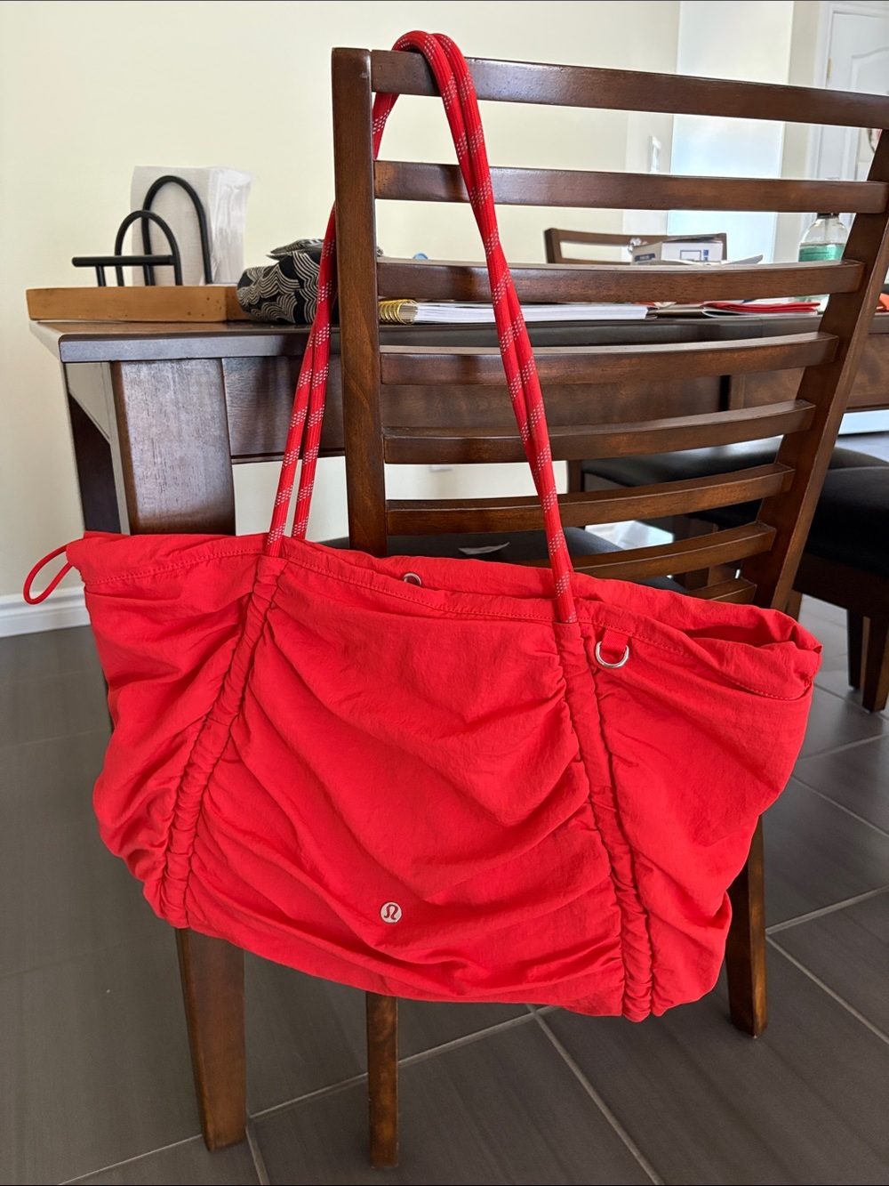 Lululemon Ruched Tote Bag 24L - red orange